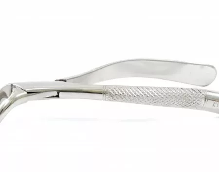 FORCEPS ADULTO ODONT. 18 R - GOLGRAN 83-29